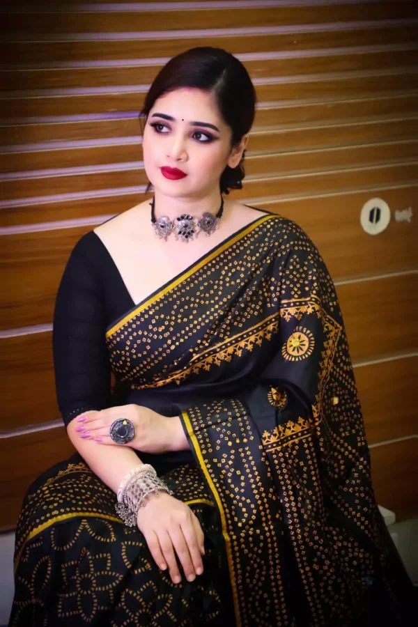Block Print Reshmi Silk Sharee - Image 4